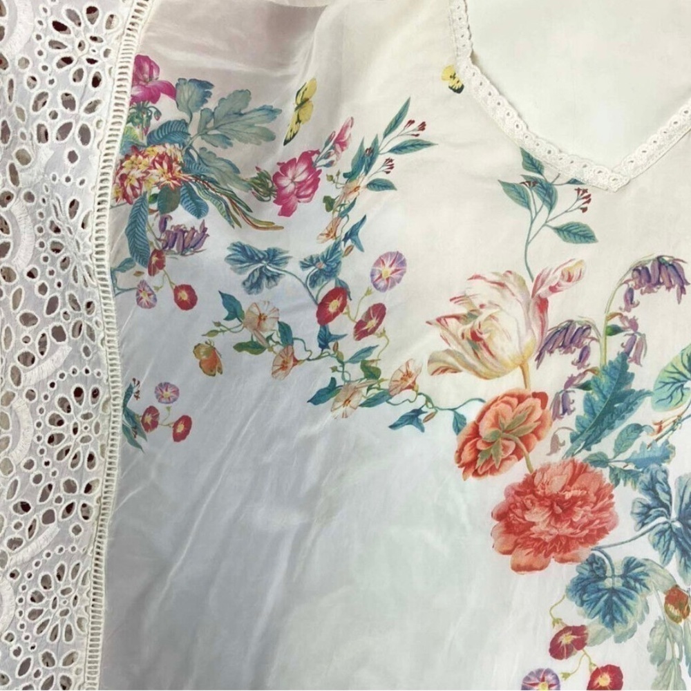 Johnny Was- Floral Print Eyelet Lace Sleeveless Poncho